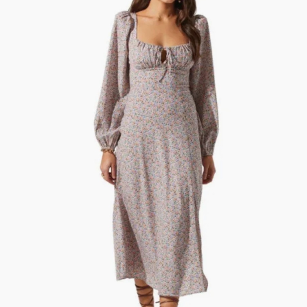 ASTR the Label - Floral Print Long Sleeve Back Cutout Midi Dress in Blue Orange